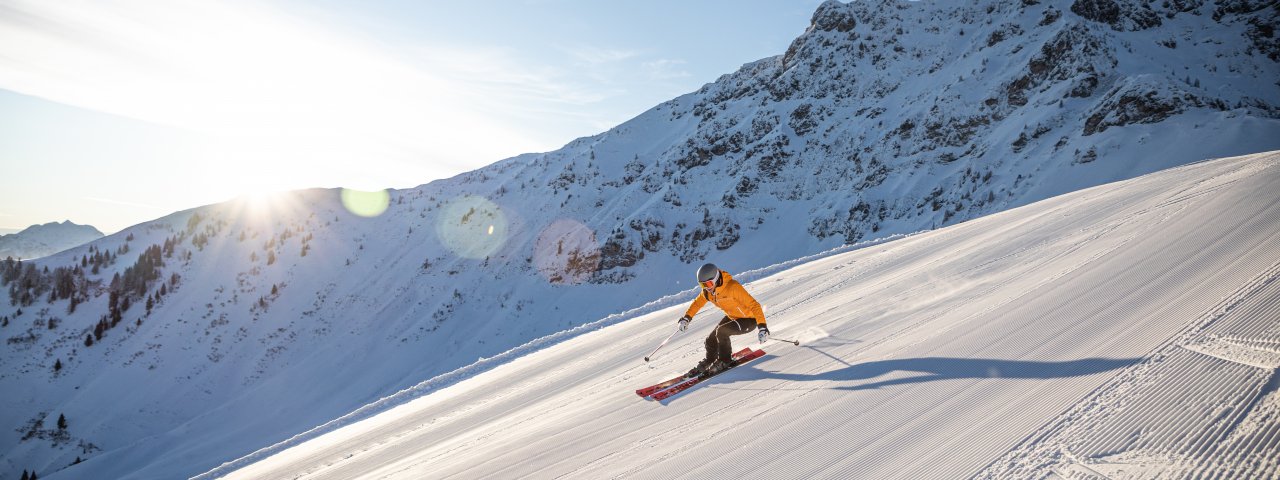 Skiing in St. Johann, © Mirja Geh