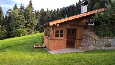 unsere urige Grillhütte