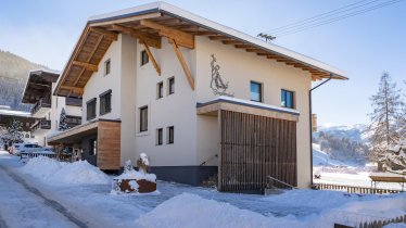 Haus_Bergschmied_Pfarrgasse_10_Westendorf_Haus_Win