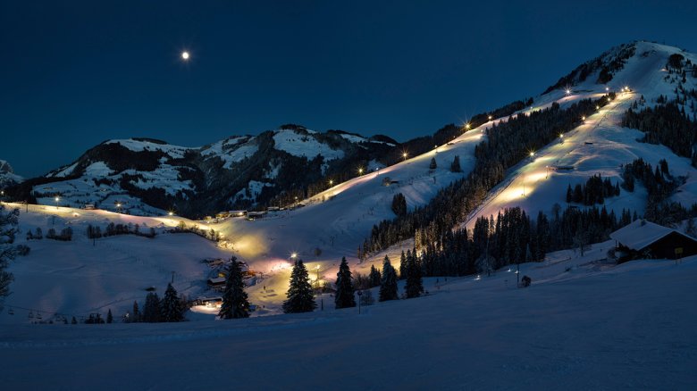 Night skiing at the SkiWelt. Photo: SkiWelt / Felbert, Reiter