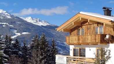 Chalet Astenstadl mit Blick auf die Zillertaler Be