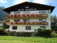 Haus Sonneck im Sommer