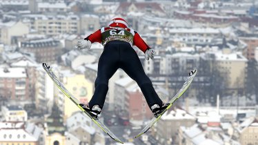 Soaring like an eagle high above Innsbruck, © Brigitte Waltl-Jensen/OK Vierschanzentournee