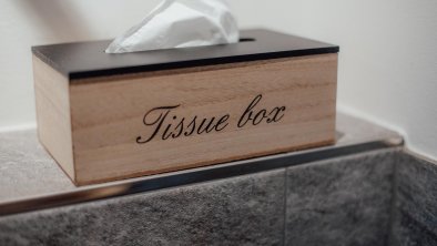 Tissue box