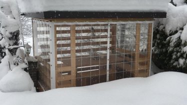 Gartenhaus im Schnee