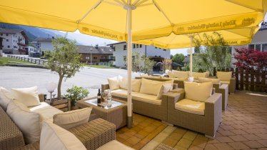 hotel_Sonnleiten_Bruck_Dorf_23b_08_2018_Terrasse 2