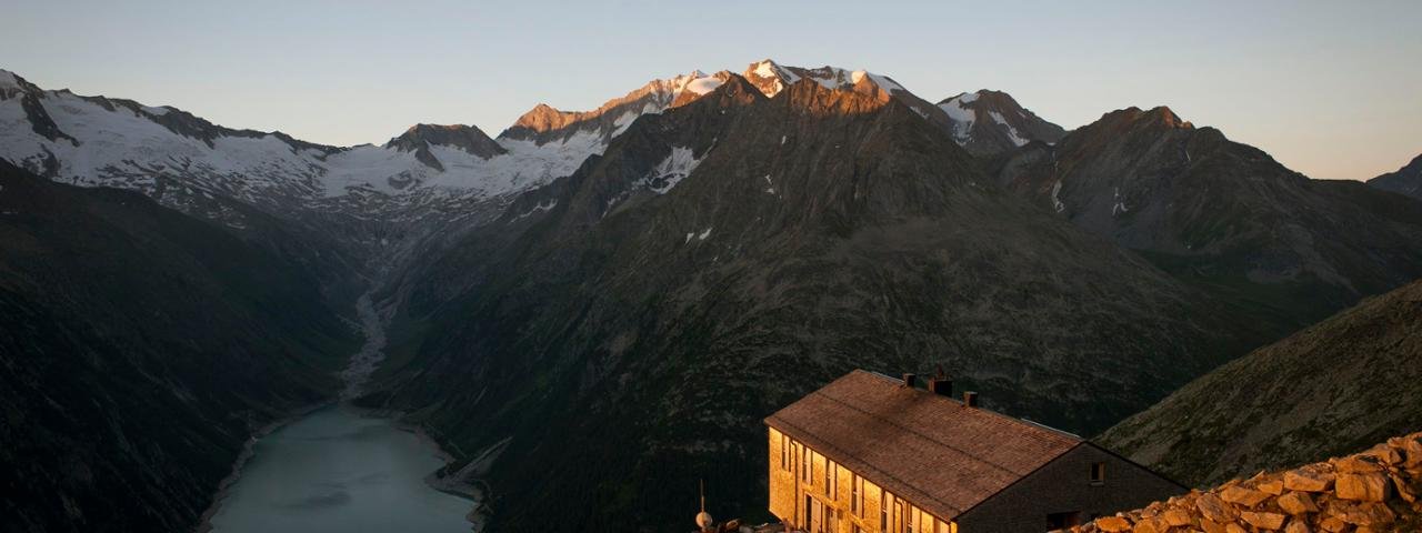 Olperer Hütte hut, © Tirol Werbung/Jens Schwarz