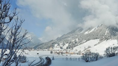 Blick von Schönau nach Holzgau