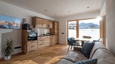 Livingroom with kitchen