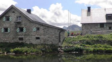 Friedrichshafener Hütte in the Paznaun Valley, © Tirol Werbung