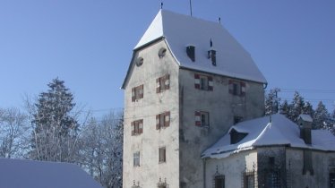 Schloss Schönwörth castle in Langkampfen im winter, © Ferienland Kufstein