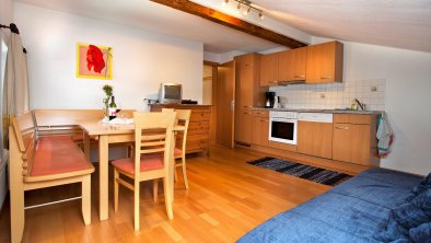 Living area with Kitchen apartment Brennhütte