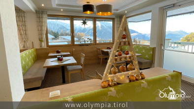 breakfast room, © Hotel Olympia TIrol, Mösern