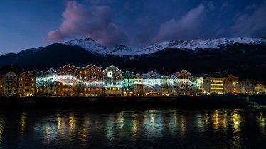 Projection mapping provides a visual wonder at the heart of the old town district on New Year’s Eve, © TVB Innsbruck