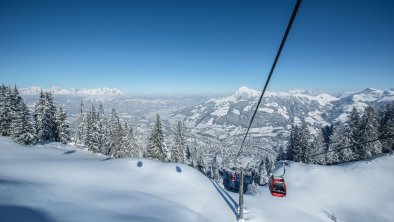 Winter Paradise Hahnenkamm, © Kitzbühel Tourismus - Michael Werlberger