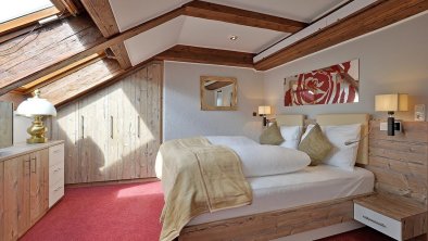 suite-schlafzimmer-ansicht-hotel-kufsteinerhof