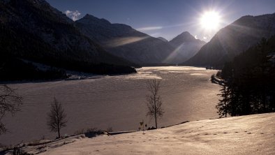 Plansee lake - hiking