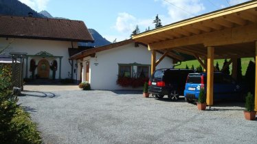 Carport Sommer - Am Mühlrain, © Am Mühlrain / Ruckwied