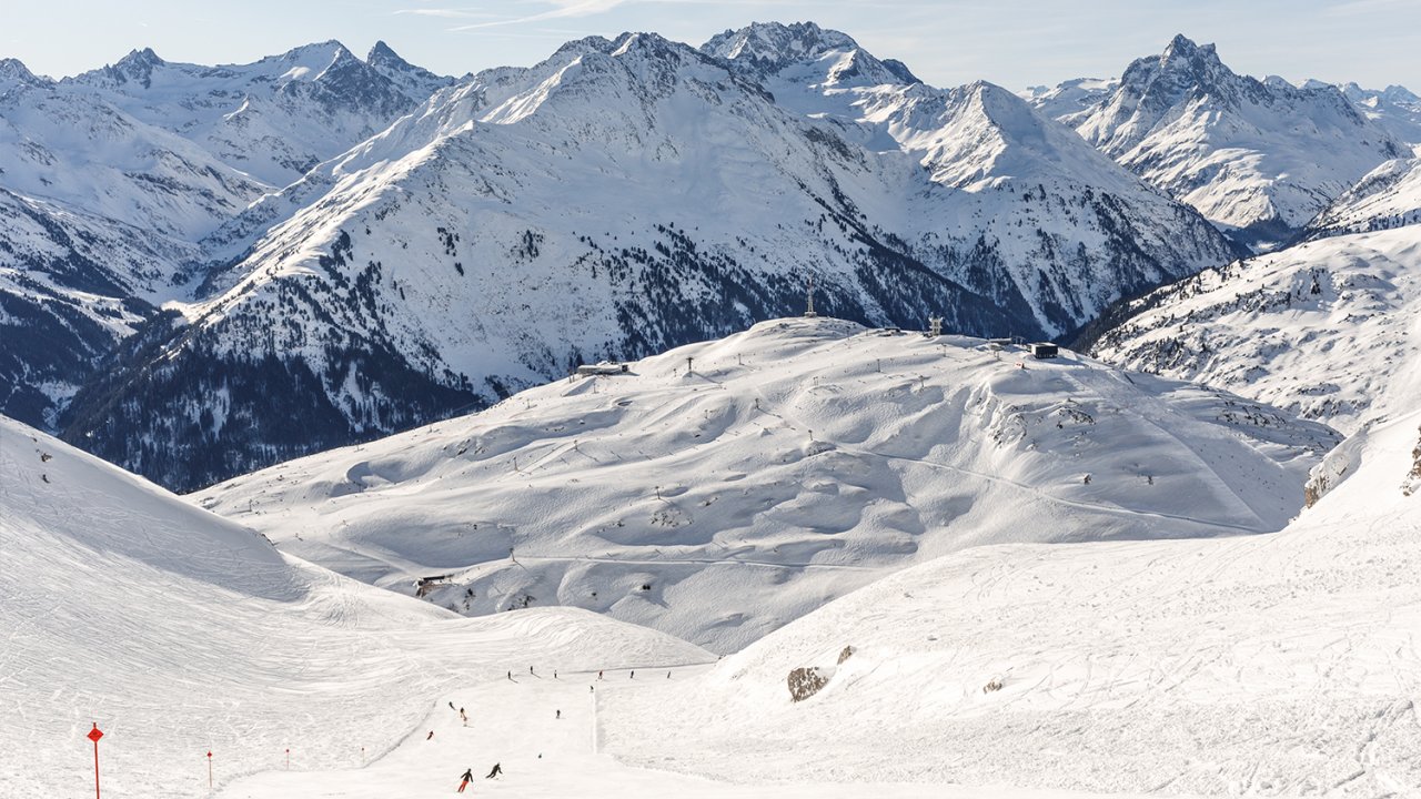 Skiing in St. Anton , © Tirol Werbung / Herbig Hans