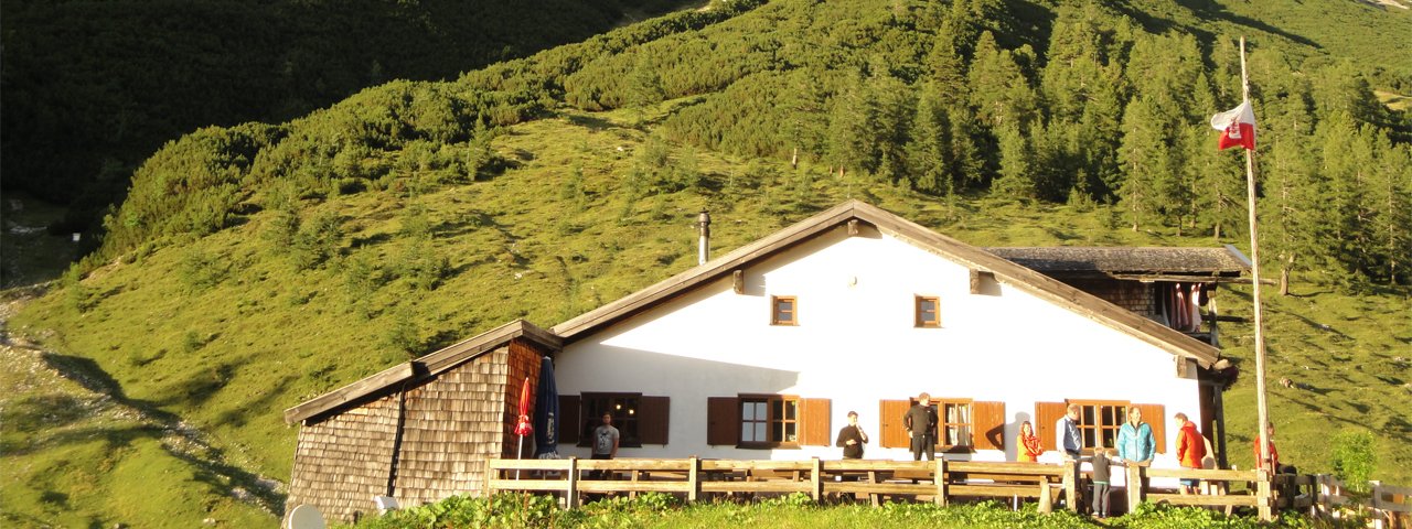 Eagle Walk Stage 11: Hallerangerhaus, © Tirol Werbung/Holger Gassler