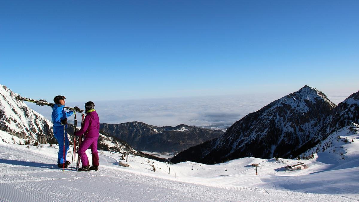 The Füssener Jöchle is ideal for families and skiers who enjoy a relaxing day on the slopes., © Tannheimer Tal