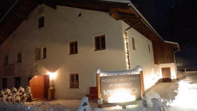 Anno Tyrol im Winter bei Nacht