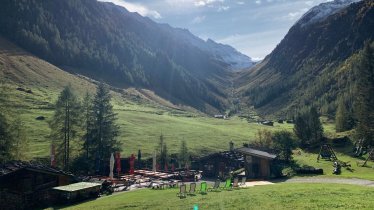 Family-friendly hike through the Schwarzachtal Valley, © TVB Zell-Gerlos, Zillertal Arena