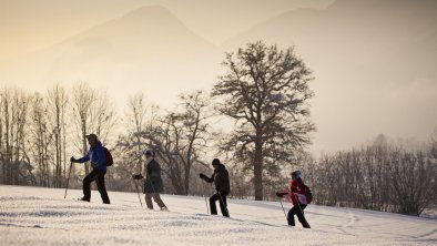 winter hiking, ski touring, snowshoeing, © Bernhard Bergmann