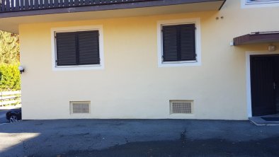 Parkplatz vor dem Haus