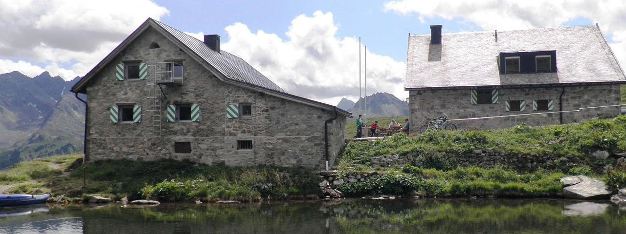 Friedrichshafener Hütte in the Paznaun Valley, © Tirol Werbung