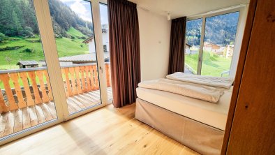 Premium Apartment mit Balkon und Bergblick