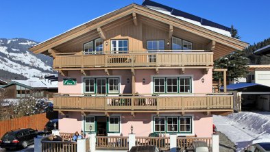 Appartement-Kurz-Schulgasse-23-Westendorf-Haus-Win