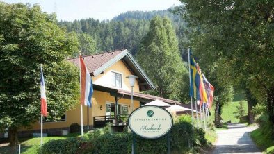 Schloss-Camping Aschach in Volders, Tirol