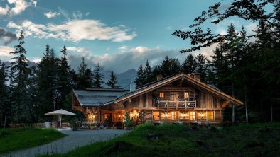 Die Interalpen-Alm bei Nacht, © Interalpen-Hotel Tyrol