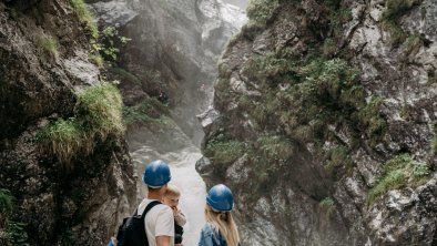 Familie Wasserschaupfad Galitzenklamm, © TVB Osttirol/ Christina Faullend