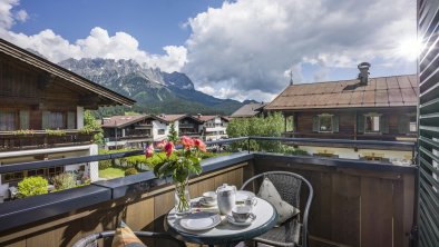 Balkon - Aussicht Kaiser, © Hannes Dabernig