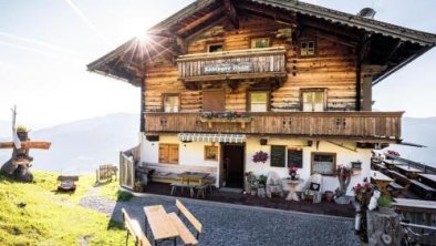 Almhütte in Kirchberg in Tirol, © bookingcom