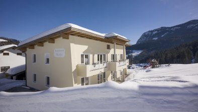 Appartementhaus Wanishof Thiersee Ansicht Winter