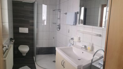 Bad zu SZ 2 FW 70m²