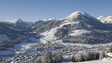 KAM_001613_Ortsansicht-Kirchberg-in-Tirol_Fotograf