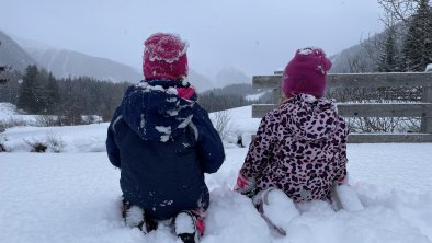 Kinder im Schnee (2)