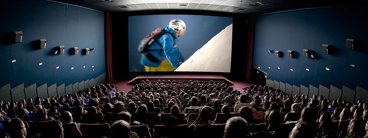 The Freeride Film Festival shows ski movies across screens at Innsbruck’s Metropol Kino Cinema, © simonrainer.com