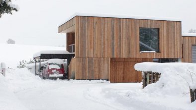 Outside view in Winter (eastside), © Chalet M&M Alpine Retreat