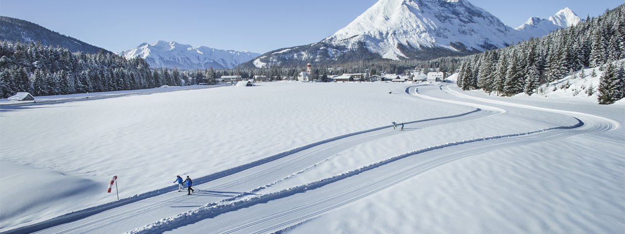 Cross-country skiing on the Kaiser Max Loop, © Region Seefeld/Stephan Elsler