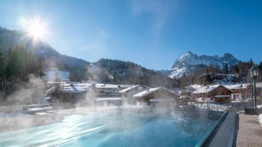 View from the infinity pool onto the 'Wilder Kaiser'