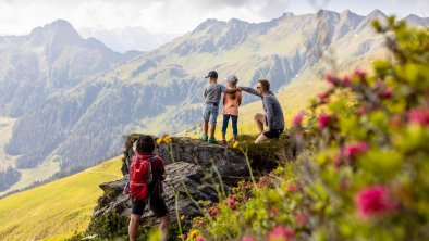 Family Wandern Wiedersberhorn_Alpbachtal Tourismus