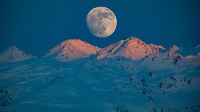 Moonskiing, © Becknaphoto