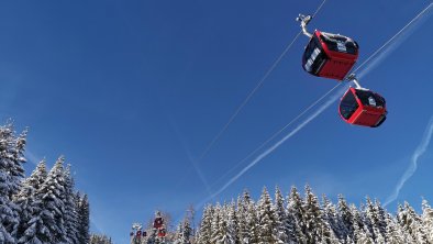 Rote Gondeln Schatzbergbahn 2 Skijuwel Winter Wild