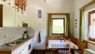 combined kitchen and living room