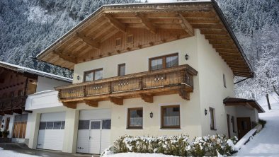 Neues_Chalet_Schneeberger_Burgstall_362_Mayrhofen_